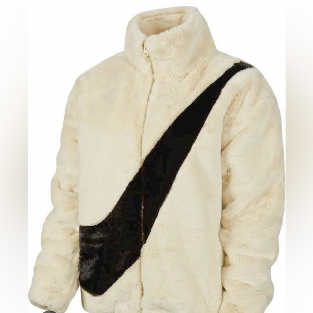 Faux furry ✔️ NIKE Jacket